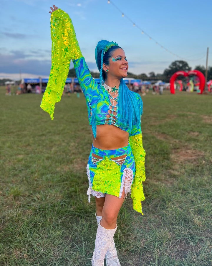 The World - Long Blue Tinsel Ponytail Extension